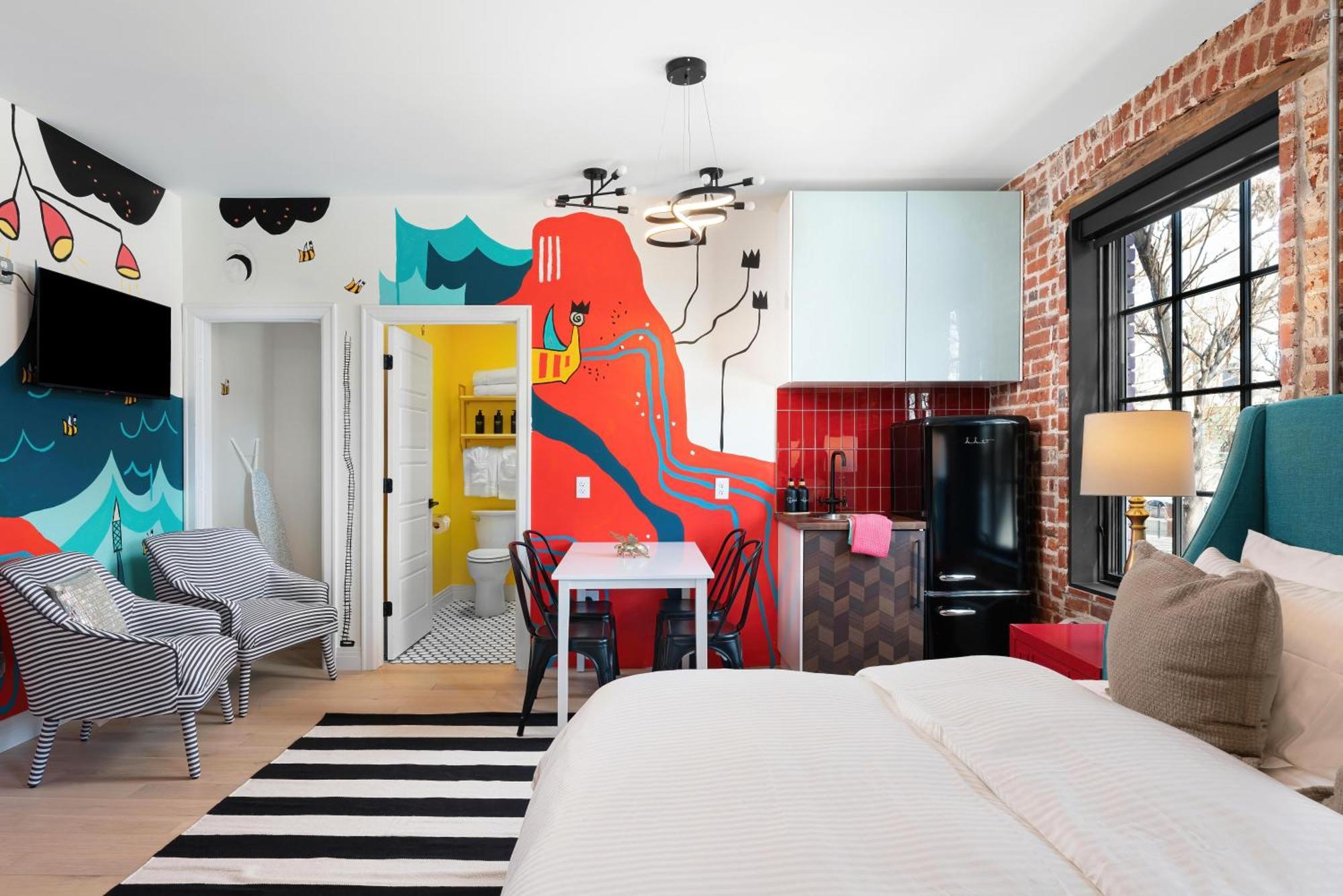 The Acoma House 3* DEN