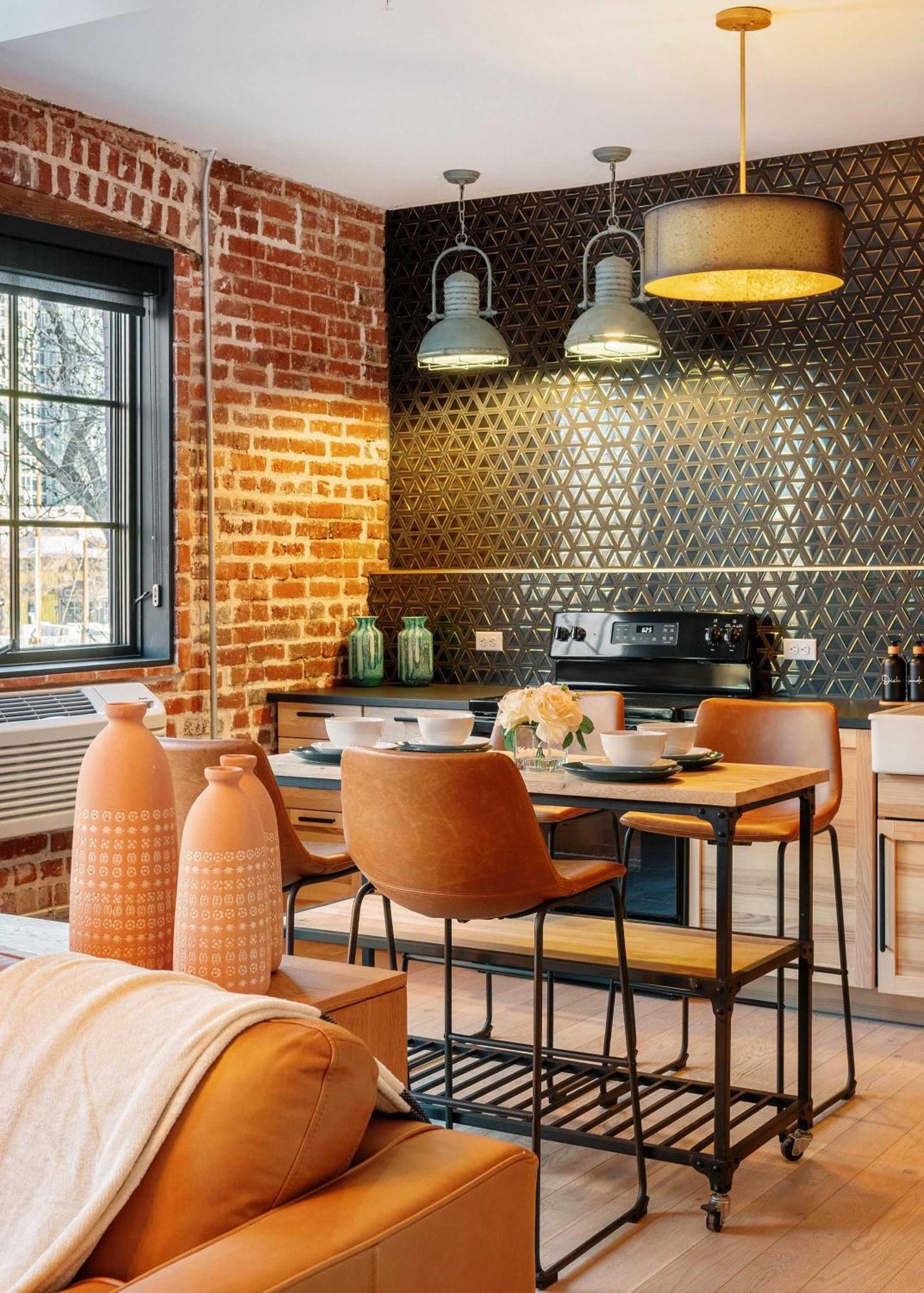 The Acoma House 3* DEN