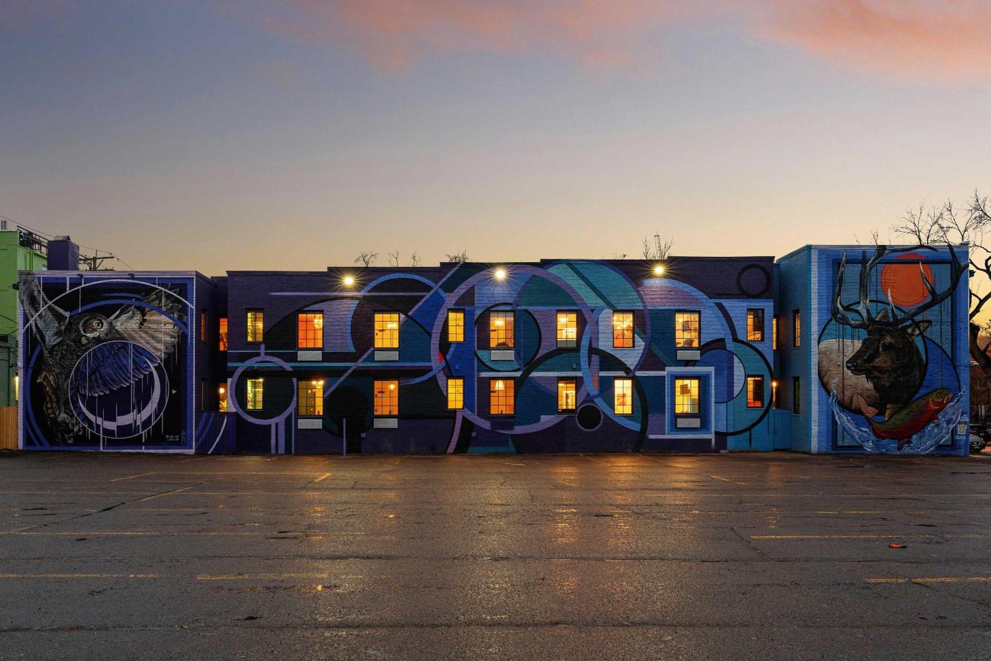 The Acoma House Aparthotel DEN